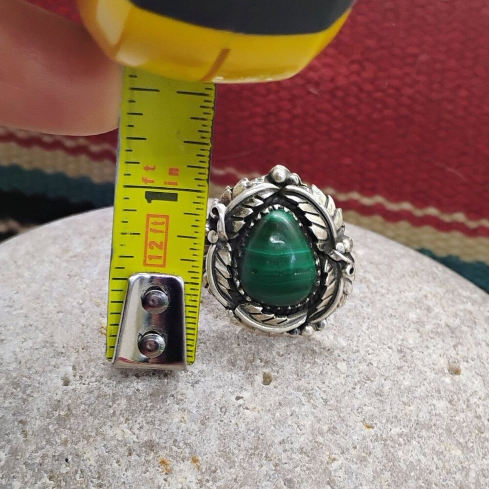 Southwest Malachite Sterling Silver Ring Size 7.5 Large Feather Leaf Setting - Picture 3 of 6